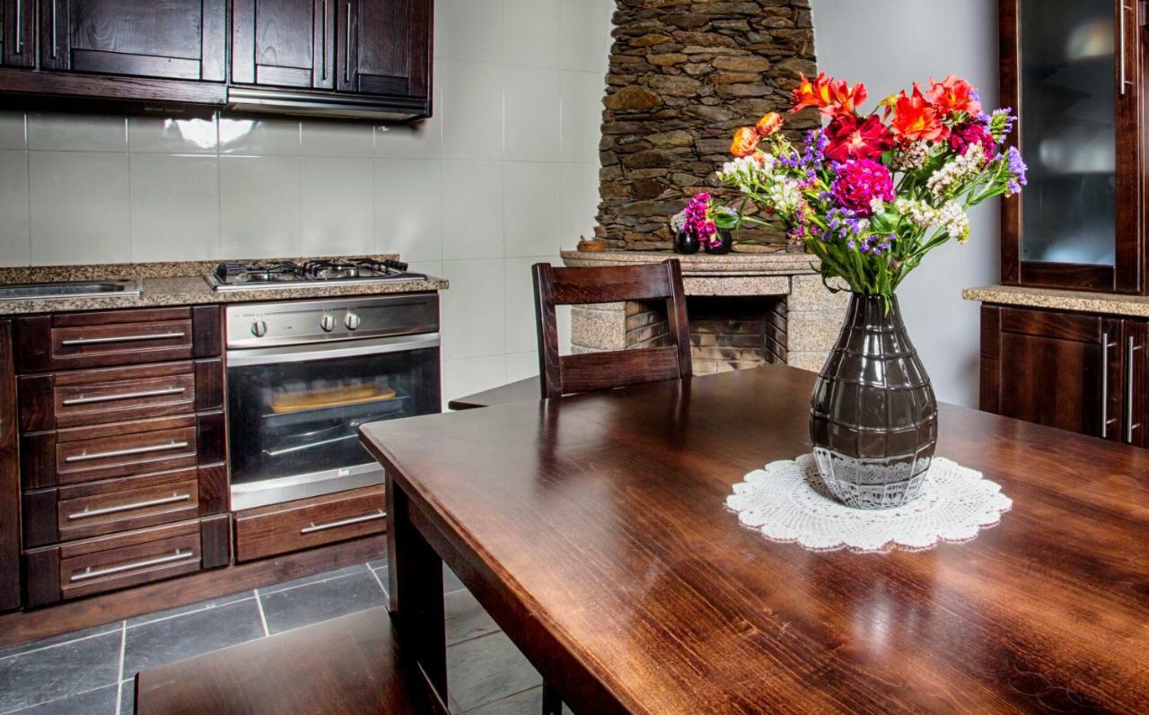 Casas Peralta - Leira Pereira Villa Cabreiros ภายนอก รูปภาพ